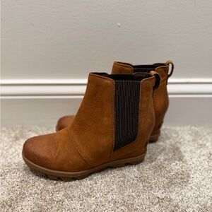 Sorel Tan Ankle Booties